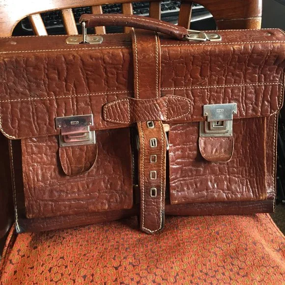 VINTAGE SWEDISH LEATHER BRIEFCASE - Picture 13 of 15